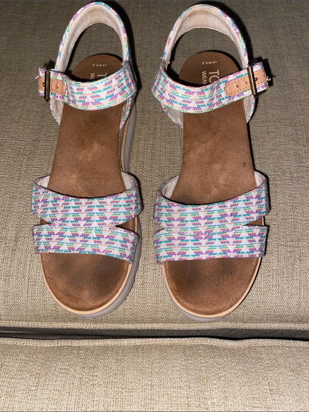 TOMS Dani Wedge Sandal  Size 6 1/2